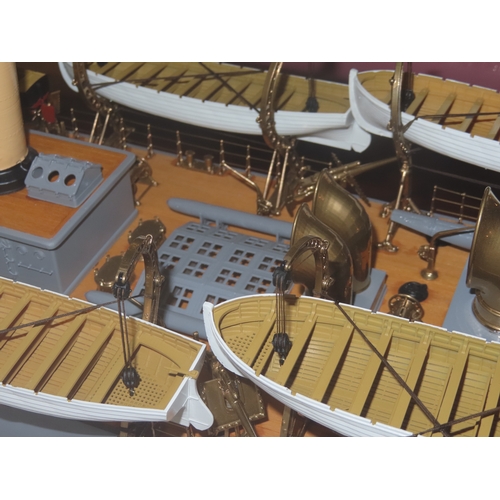 287 - A FINE AND DETAILED 1:67 SCALE BUILDER'S STYLE SHIP MODEL FOR THE SCOUT CRUISER H.M.S. ADVENTURE ORI... 