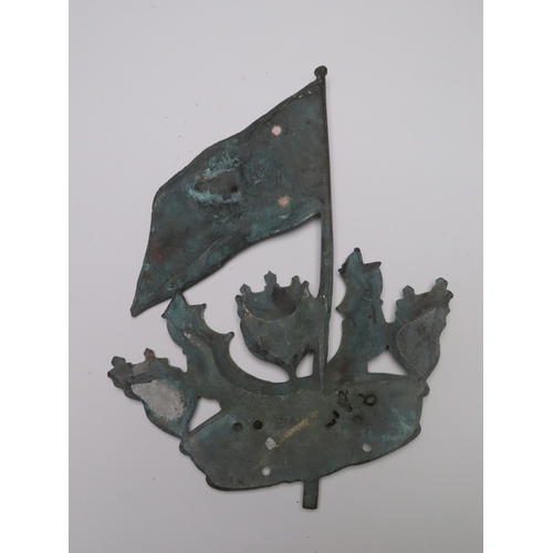 60 - A BRONZE BOAT BADGE FOR A REAR ADMIRAL'S BARGE/PINNACE, CIRCA 1930
cast in bronze with three securin... 