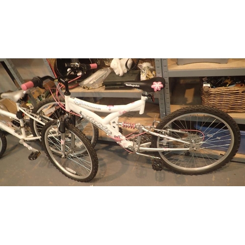 2 - Girls Utopia Ice Maiden mountain bike with front and rear suspension