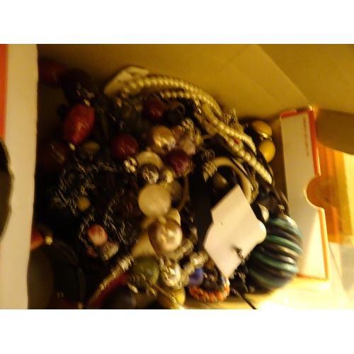 108 - Box of costume jewellery