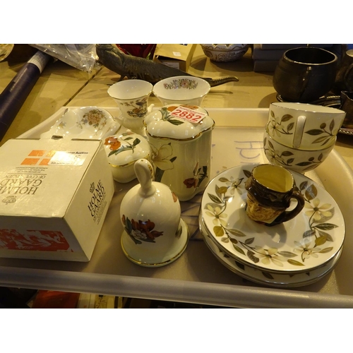 185 - Group of mixed ceramics including Worcester, Wedgwood etc