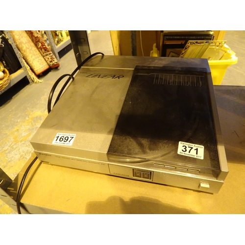 371 - Sanyo Linear belt drive automatic turntable system model no P30