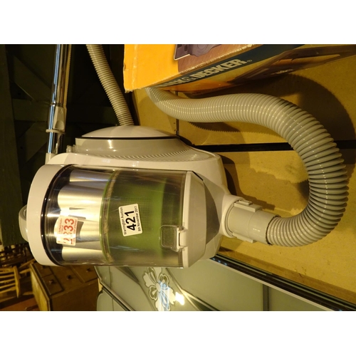 421 - Cylinder vacuum cleaner