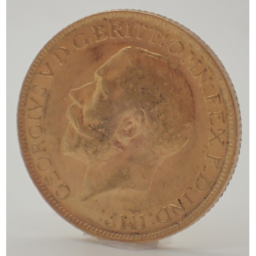 1008 - 1911 George V full sovereign