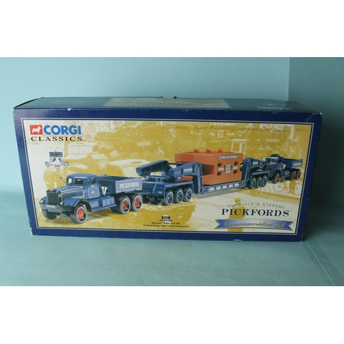 1705 - Corgi 55201 pickfords diamond t ballast 24 wheel trailer diecast model boxed