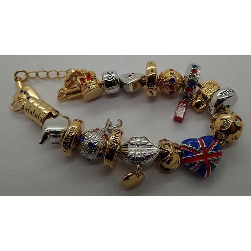 1060 - Bradford Exchange England charm bracelet