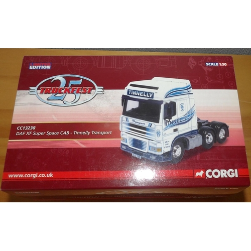 934 - Corgi 1.50 scale Tinnelly Transport DAF XF Super Space Cab
P&P group 2 (£20 for the first item and £... 