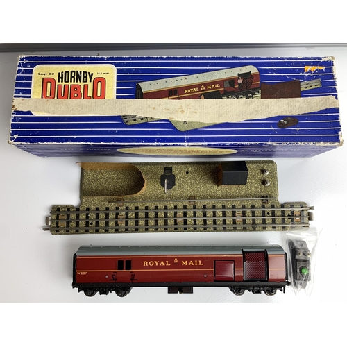 778 - Hornby Dublo TPO Operating Royal Mail Set - Boxed - Contents Unchecked
P&P group 2 (£20 for the firs... 