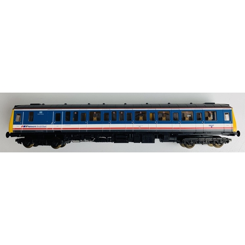 846 - Lima OO Gauge Class 121 NSE Network Southeast Railcar Unboxed
P&P group 1 (£16 for the first item an... 