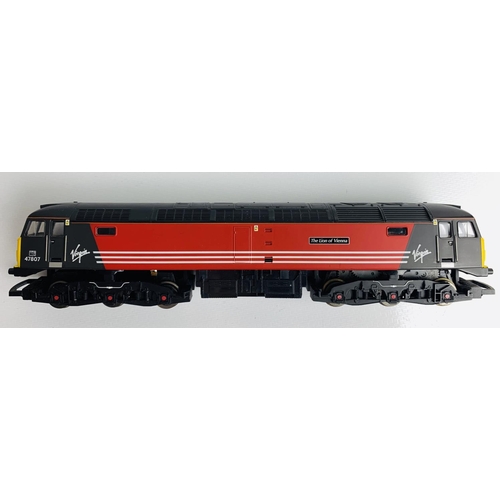 849 - Hornby OO Gauge Class 47 807 The Lion of Vienna Virgin Livery Diesel loco - Unboxed
P&P group 1 (£16... 