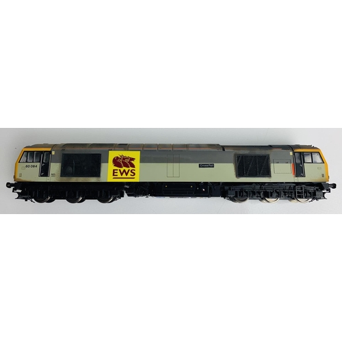 857 - Hornby OO Gauge Class 60 084 EWS Livery Cross Fell Diesel Loco - Unboxed
P&P group 1 (£16 for the fi... 