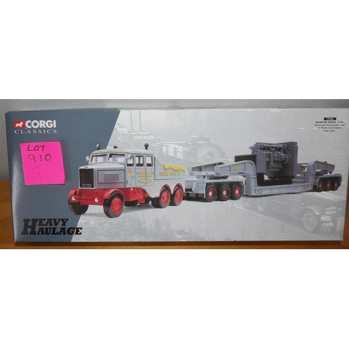 910 - Corgi 1.50 scale Sunter Bros Constructor with low loader trailer and load
P&P group 2 (£20 for the f... 