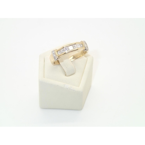 102 - 18ct gold 0.75ct Princess cut diamond half eternity ring, size R, 5.1g
P&P group 1 (£16 for the firs... 