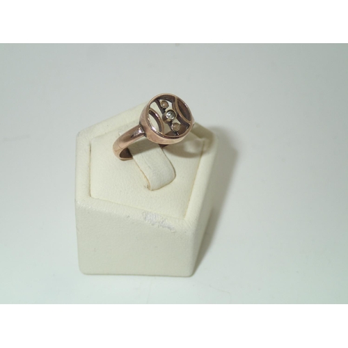 134 - Antique 9ct rose gold diamond and seed pearl ring, size I, 1.8g
P&P group 1 (£16 for the first item ... 
