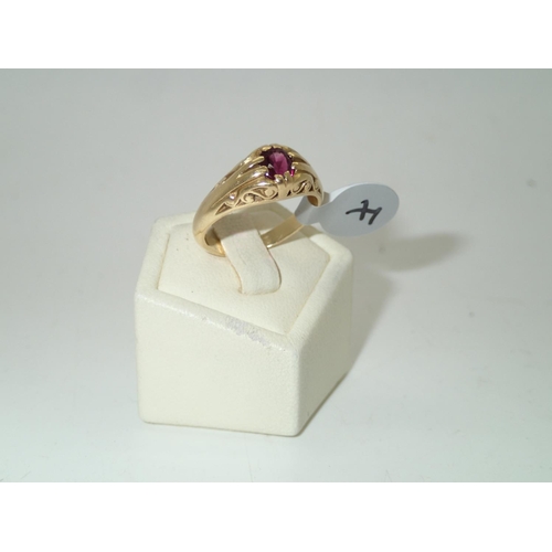 169A - Gents 18ct gold, claw stone set little pinky ring Size M 5.5g
P&P group 1 (£16 for the first item an... 