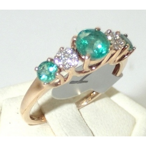 114A - Ladies 9ct gold, emerald and diamond five stone ring size O 2.3g
P&P group 1 (£16 for the first item... 