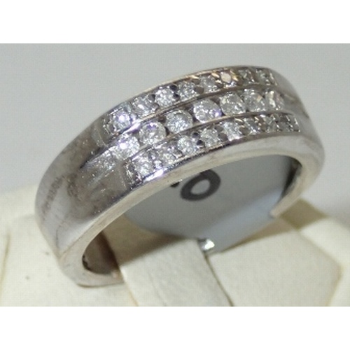 134A - 9ct gold three row fancy diamond ring Size L 5.1g
P&P group 1 (£16 for the first item and £1.50 for ... 