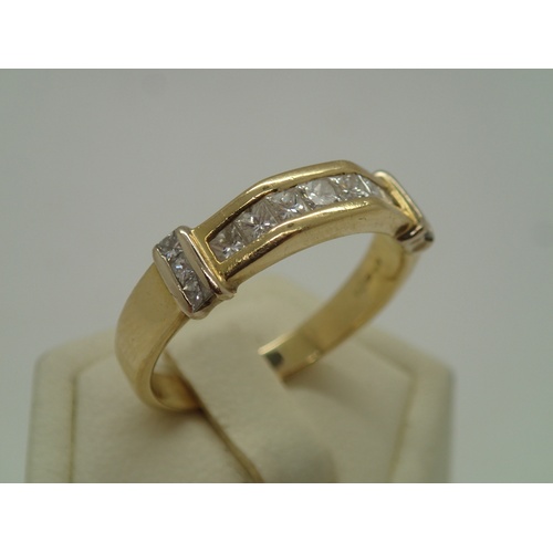 102 - 18ct gold 0.75ct Princess cut diamond half eternity ring, size R, 5.1g
P&P group 1 (£16 for the firs... 