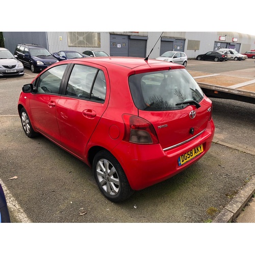 2a - 2008 Toyota Yaris 1.3 petrol, 105,000 miles MOT 2/9/20, one key. As there is no viewing for this sal... 