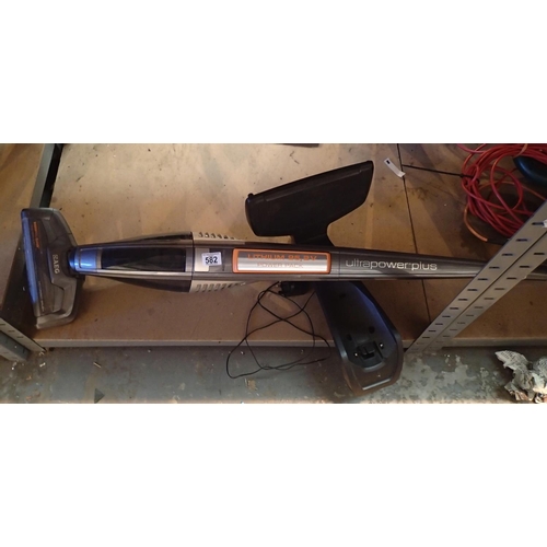 582 - AEG ultra power plus battery powered vacuum with stand. P&P Group 2 (£18+VAT for the first lot and £... 