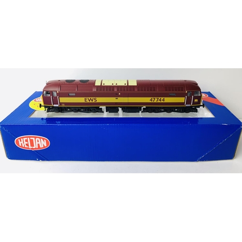 2036 - Heljan OO Gauge 4650 Class 47 744 EWS Livery - Boxed with Instructions. P&P Group 2 (£18+VAT for the... 