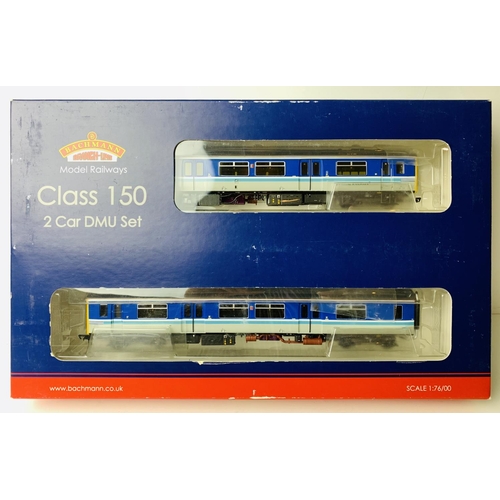 2043 - Bachmann OO Gauge 32-936 Class 150/2 DMU 2x Car Regional Railways Livery - Boxed with Instructions -... 