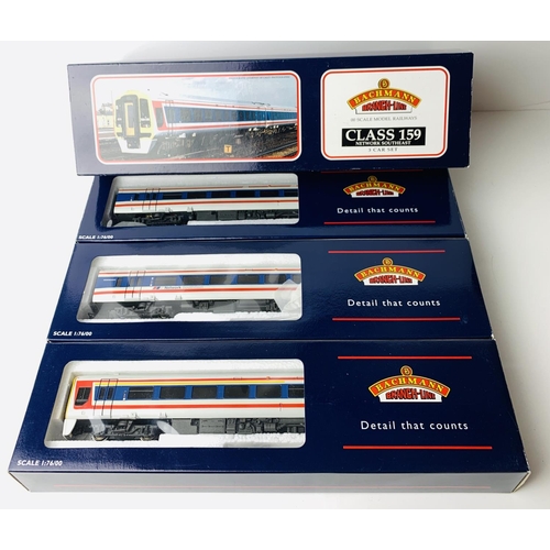 2050 - Bachmann OO Gauge 31-510 Class 159 3x Car DMU Network Southeast Livery - Boxed with Instructions. P&... 