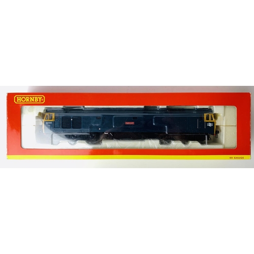 2056 - Hornby R2486 OO Gauge BR Class 50 BR Blue 'Agincourt' No.50013 - Boxed. P&P Group 2 (£18+VAT for the... 