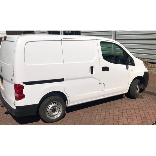 1000b - Nissan NV200 177,000 miles MOT valid until 29/09/2020 white no service history or V5