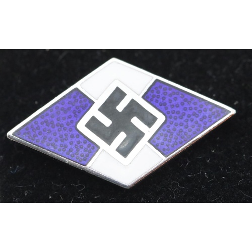 47 - German WWII type enamel pin badge, D: 24 mm. P&P Group 1 (£14+VAT for the first lot and £1+VAT for s... 