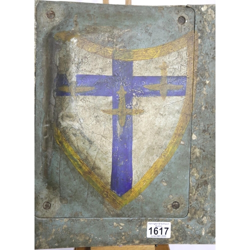 1617 - German WWII style Luftwaffe Aircraft squadron marking, 31 x 38 cm. P&P Group 2 (£18+VAT for the firs... 