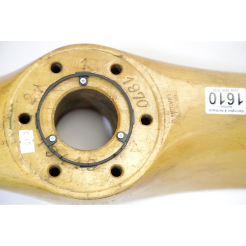1610 - Wall display Propellor section removed from a vintage GY20 light aircraft. L: 86 cm. P&P Group 3 (£2... 