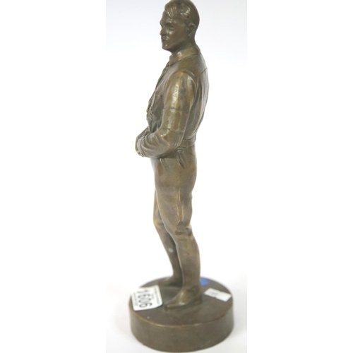 1606 - German WWII style bronzed figure of Adolf Hitler, H: 28 cm. P&P Group 2 (£18+VAT for the first lot a... 