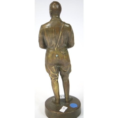 1606 - German WWII style bronzed figure of Adolf Hitler, H: 28 cm. P&P Group 2 (£18+VAT for the first lot a... 