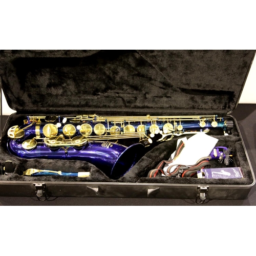 1521 - Stagg Bb tenor saxophone in blue model 77-ST/B2 in an ABS case, believed to be complete. P&P Group 3... 