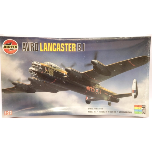 1085 - Airfix 08002 Lancaster B1 1:72 scale kit, factory sealed. P&P Group 1 (£14+VAT for the first lot and... 