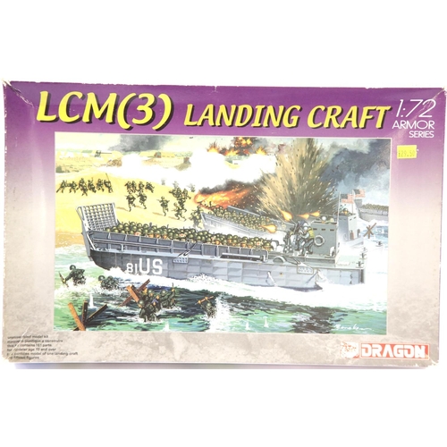 1102 - Dragon 1:72 scale landing craft with diorama beach base and figurines. P&P Group 1 (£14+VAT for the ... 