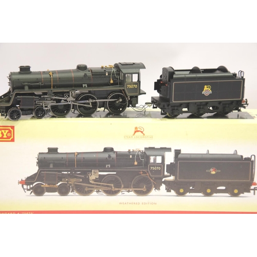 1158 - Hornby BR black 4-6-0 class 7500 R2716 weathered. P&P Group 2 (£18+VAT for the first lot and £2+VAT ... 