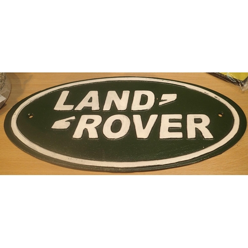 24 - Cast iron Land Rover sign, 33 x 17 cm. P&P Group 2 (£18+VAT for the first lot and £2+VAT for subsequ... 