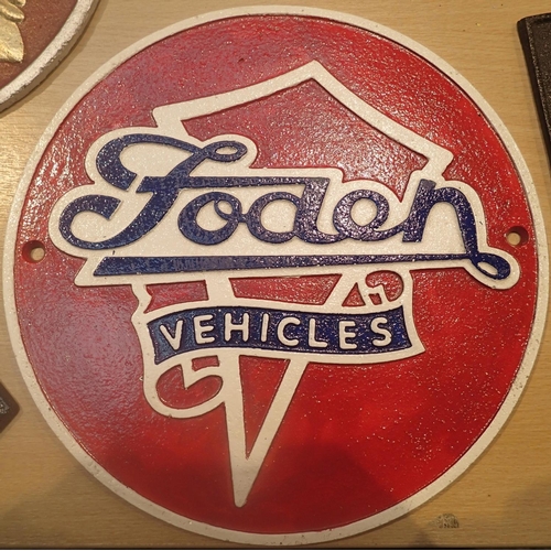 18 - Cast iron Foden Trucks sign, D: 24 cm. P&P Group 2 (£18+VAT for the first lot and £2+VAT for subsequ... 