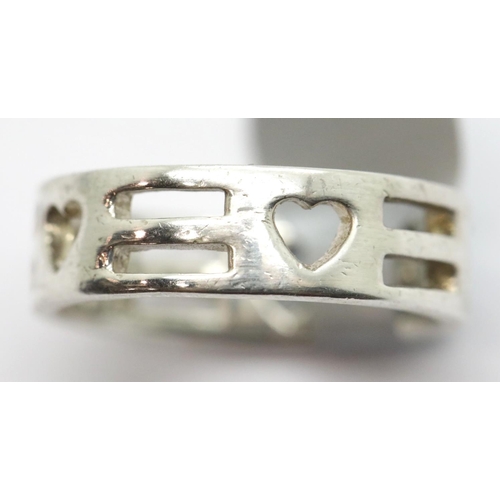 1208 - Sterling silver Celtic design band ring, size L, band W: 6 mm. P&P Group 1 (£14+VAT for the first lo... 