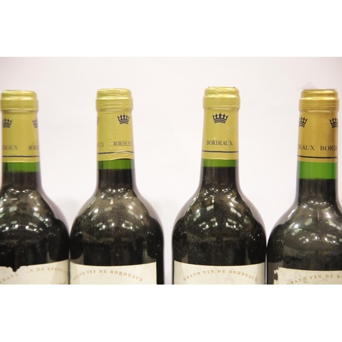 1432 - Seven bottles of Grand vin Bordeaux: 3x Reserve Saint Clair Lussac Saint Emilion, 2x 2004, 1x 2006, ... 