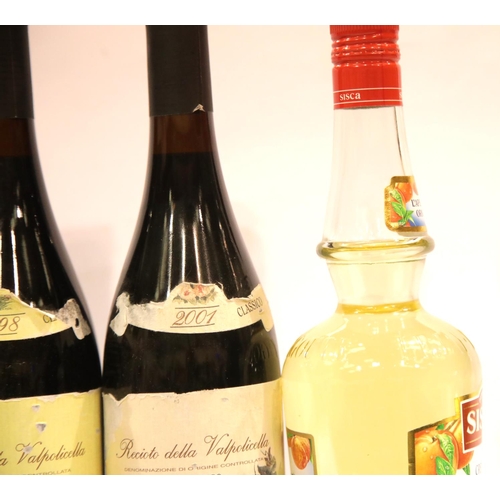 1437 - Four bottles of mixed alcohol including Wines, Sherry and Peach liqueur. P&P Group 3 (£25+VAT for th... 