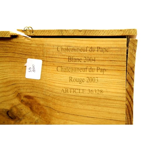 1440 - Opened wooden case of Chateau de la Gardine Châteauneuf du Pape: 3x 2003 rouge, 3x 2004 blanc.
Condi... 