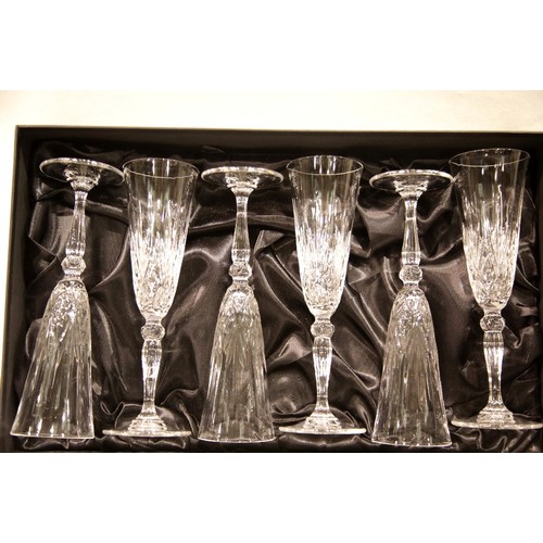 1475 - Six boxed Cristal Italia lead crystal champagnes and 3/6 large wines. P&P Group 3 (£25+VAT for the f... 