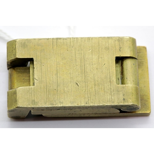 1382 - Antique folding brass pocket linen thread magnifier microscope. P&P Group 1 (£14+VAT for the first l... 