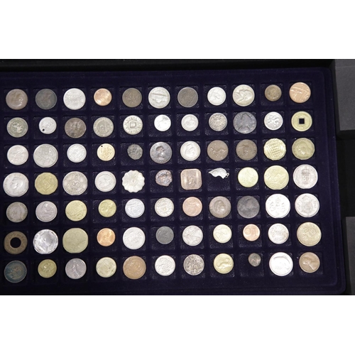 1328 - Aluminium coin case with worldwide coin contents including some silver. P&P Group 2 (£18+VAT for the... 