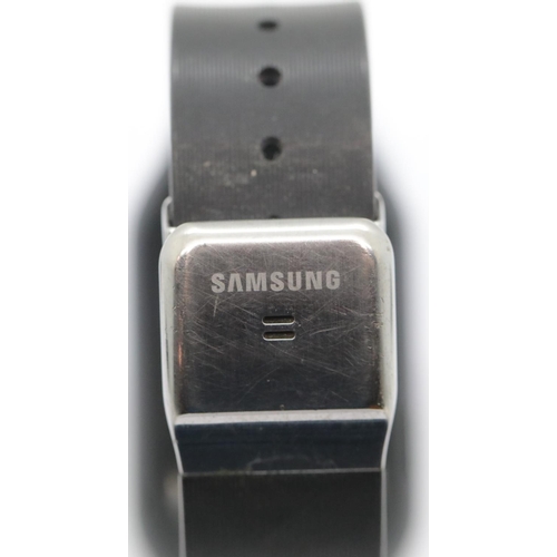 1300 - Samsung CE 0168 smart watch. Requires battery. P&P Group 1 (£14+VAT for the first lot and £1+VAT for... 