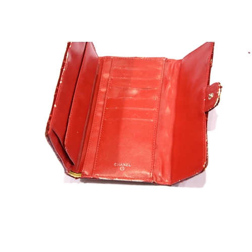 1377 - Two handbags marked Chanel, one boxed. Red bag has wear damage to corners. P&P Group 2 (£18+VAT for ... 