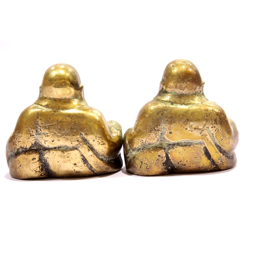 1380 - Pair of solid brass Buddha figurines, H: 10 cm. P&P Group 2 (£18+VAT for the first lot and £2+VAT fo... 